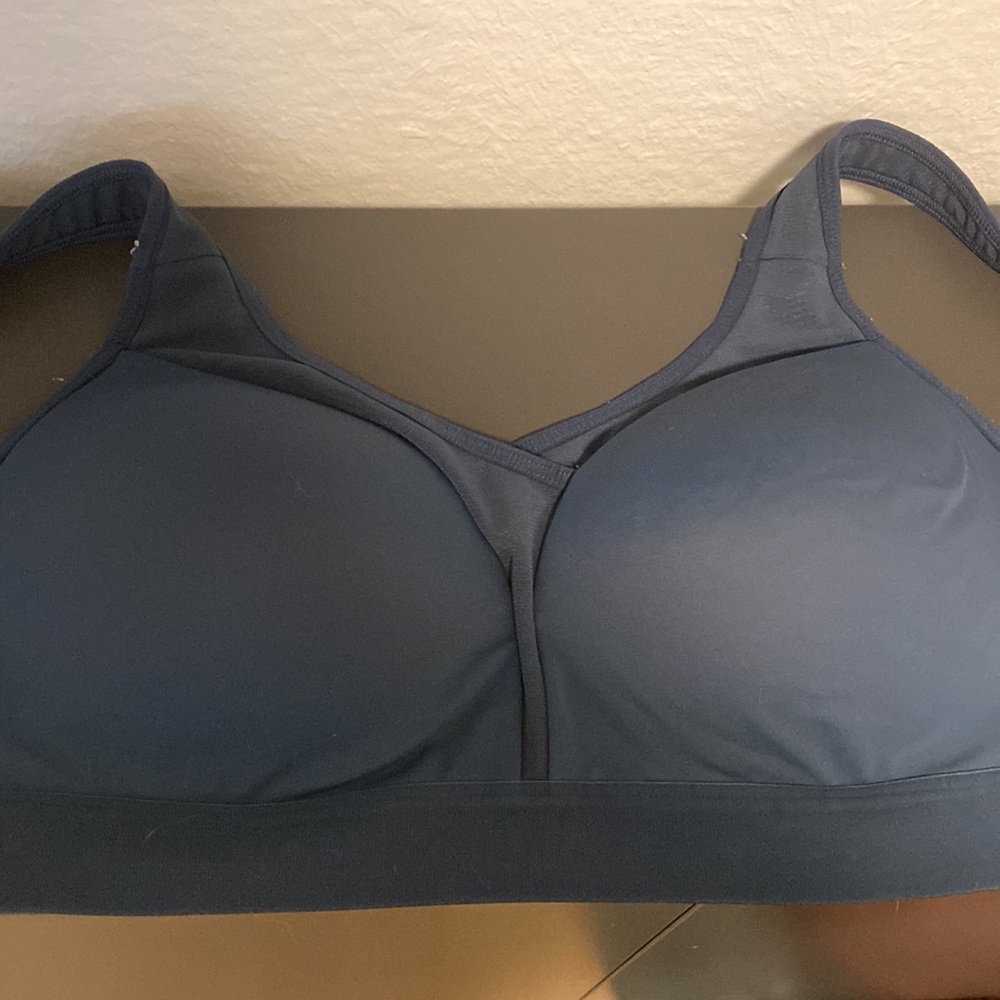 Champion bra size 36D - Picture 3 of 6